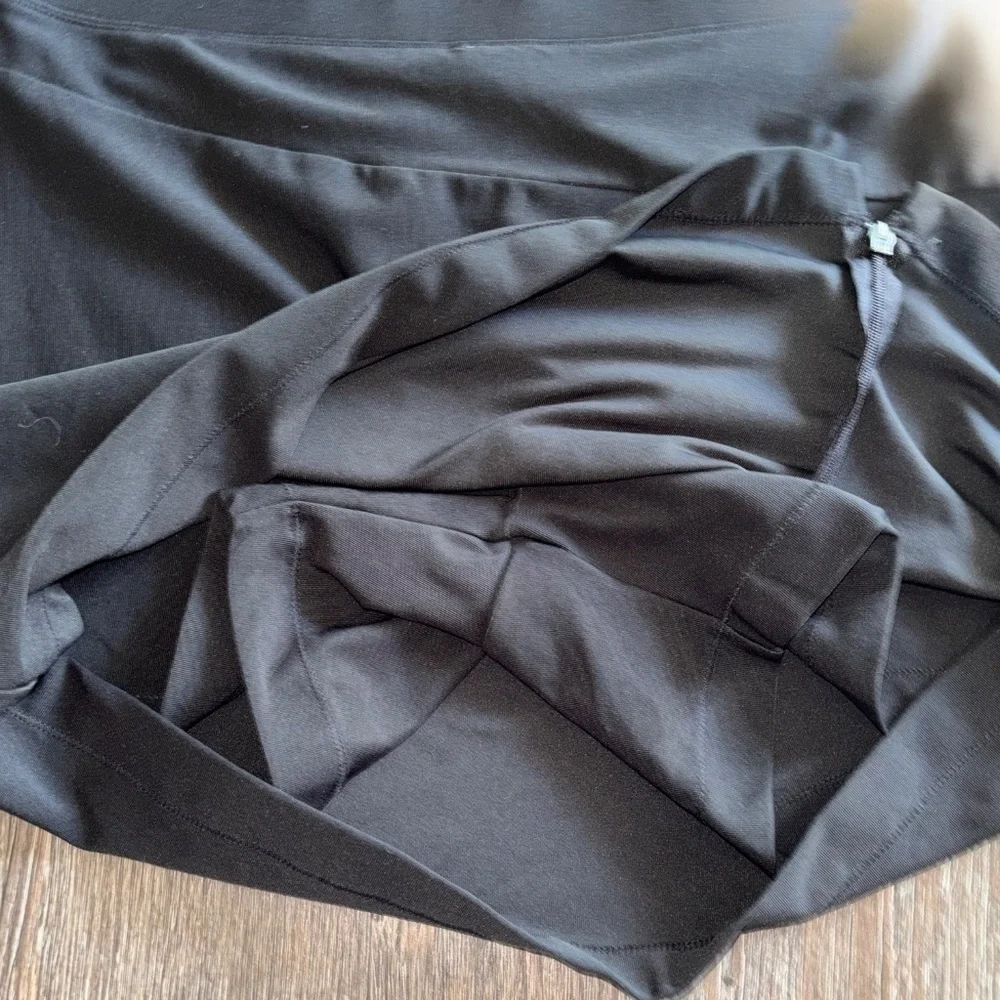 L.L. Bean Black Skort Sz Small